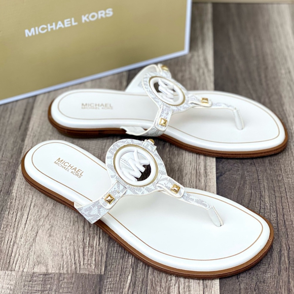 Michael Kors Aubey Cut Out Thong Vanilla - Picture 1 of 8